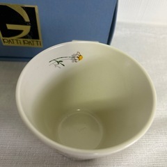 未使用　花柄PATTE PATTIのペアカップの画像