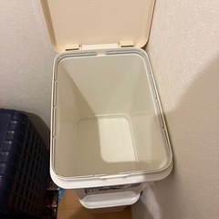 本日限定　ごみ箱の画像