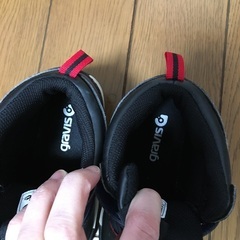 グラビスブーツ　18センチ　あめ、雪、防寒の画像