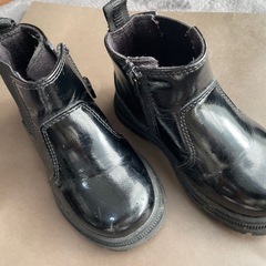 ZARA 子供靴 ブーツ(13.5)の画像