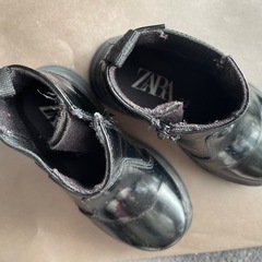 ZARA 子供靴 ブーツ(13.5)の画像