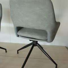 2-2　未使用/新品　倉庫保管品　2脚在庫　1脚価格　回転式 ダイニングチェア 肘付き 1脚  回転 回転チェア 回転椅子 食卓椅子 ダイニングチェアー ダイニング リビング チェア の画像