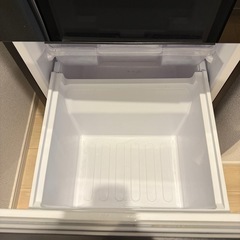 冷蔵庫　シャープ製の画像