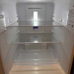 冷蔵庫　シャープ製の画像