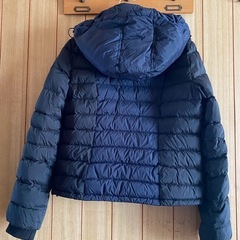 UNIQLOレディースダウンジャケットの画像