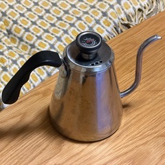 Miuly ドリップポット 温度計付き コーヒーケトル ステンレスポット やかん 細口 直火 IH 対応 1.0L
の画像