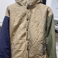 gym master フリース裏地 フード付きリバースダウンジャケットの画像