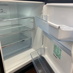 Hisense 3ドア冷蔵庫の画像