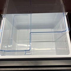 Hisense 3ドア冷蔵庫の画像