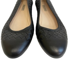 ボッテガヴェネタ BOTTEGAVENETA 23 パンプス イントレチャート フラットシューズ バレエ ブラックの画像