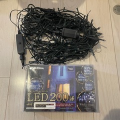 ドウシシャ LED 200球 ナイアガラライト　イルミネーション用ライト　4m×5本の画像