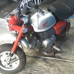 HONDA モンキー2Fi 白/金 格安提供車 半額配送キャンペーン クランキング確認済み 期間限定 現状渡し諸経費￥0- 横浜 P-Yardの画像