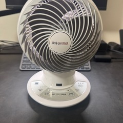 アイリスオーヤマ　サーキュレーター　PCF-SDC15T-Wの画像