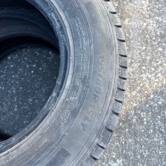 無料　195/80R15LT タイヤの画像