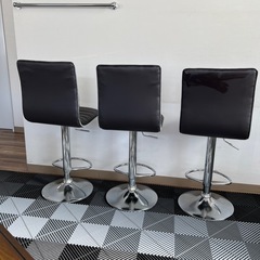 ニトリ　カウンターチェア3脚の画像