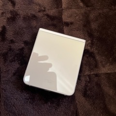 Galaxy Z Flip 3 au版SIMロックフリーの画像