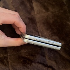 Galaxy Z Flip 3 au版SIMロックフリーの画像