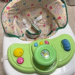 【無料】⭐️西松屋　歩行器⭐️の画像