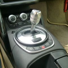 ❑全国自社ローン対応❑      ●平成20年6月登録アウディR8 の画像