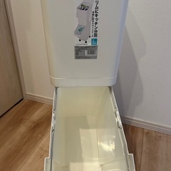 分別ゴミ箱の画像