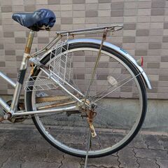 自転車（ママチャリ）カゴ付き　27インチ　中古格安の画像