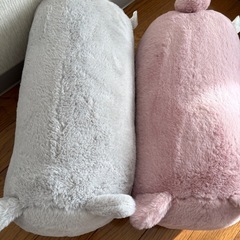 犬猫クッションの画像