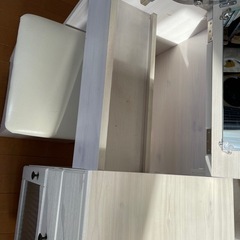 【お譲り決まりました】ドレッサーの画像