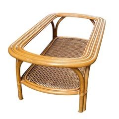 ラタン　テーブル　の画像