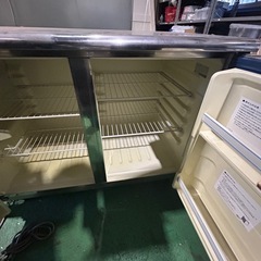 業務用冷蔵庫の画像
