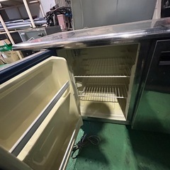 業務用冷蔵庫の画像