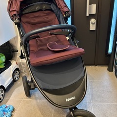 アップリカ スムーブ スマートブレーキAB ベビーカー 越谷市
の画像