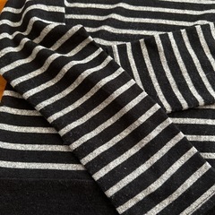 黒ボーダーチュニックの画像