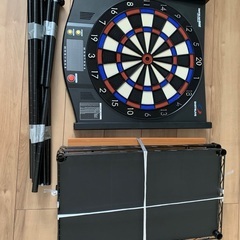 ダーツ100S、ダーツスタンドの画像