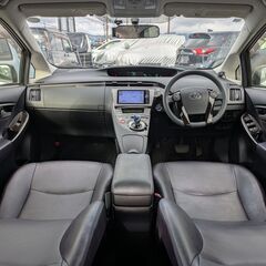 ★特別仕様車！後期モデル！プリウス【Sマイコーデ】レザーシート！シルバー加飾！ドラレコ！バックカメラ！プッシュスタート！ETC！★の画像