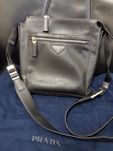 PRADA ショルダーバッグ