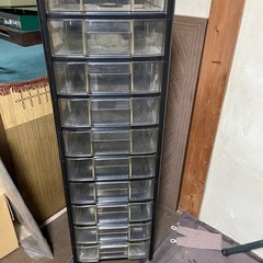 整理箱の画像