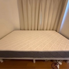 セミダブルベッドの画像