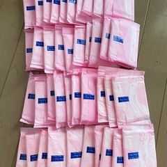 生理用ナプキン羽つき(約70枚セット)　の画像