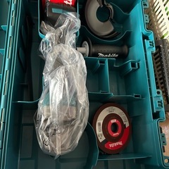 マキタ　充電式ディスクグラインダの画像