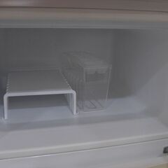 （★1台限り★日ヤケ有のため★処分特価￥6,600★1人暮らしや2台目として）ヤマダ電機　2ドア冷蔵庫９０L　２０１９年製　YRZ-C09B1　47.8cm幅　白　高く買取るゾウ八幡東店の画像