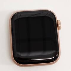 Apple Watch Series 5/GPS+セルラー/40mm/A2156/ゴールド〈MWQ72J/A〉の画像