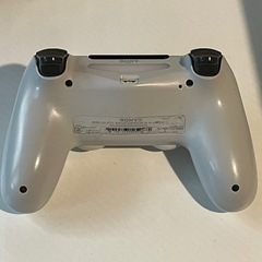 【お譲り先が決まりました】PS4 コントローラーの画像