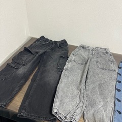 ZARAあり　女の子　130  ズボン　トップス　　の画像