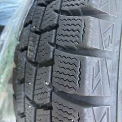 13インチ　アルミ付きスタッドレスタイヤ　4本セットの画像