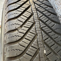 【㊗️ご成約🎊】【軽自動車用 145/80R13 オールシーズンタイヤ スノータイヤ GOOD YEAR Vector 4Seasons Hybrid M+S  MADE IN JAPAN スチールホイール付き 4本セット 】平成24年式 L375S型 タント グレード：X から取り外しました。＊ご不要なホイール等、自動車部品と交換可能な場合もありますのでお気軽にお問い合わせください。の画像