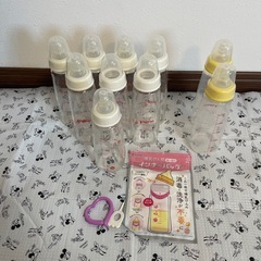 哺乳瓶、ミルクウォーマーなどの画像