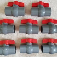 ボールバルブ　内寸32ｍｍ　PVC　ネジ式　8個の画像