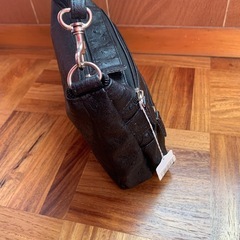 　新品 合成皮革 ショルダーバッグの画像