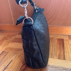 　新品 合成皮革 ショルダーバッグの画像