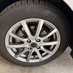 ヨコハマ iG60 175/65R15 2022年製 残溝しっかり アルミホイール付きスタッドレス4本セット 即使用可能の画像